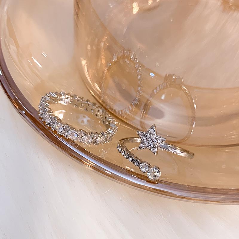 Women's High-End Zircon Diamond Star Meteor Ring - Luxury Plain Band Tail Ring Holder