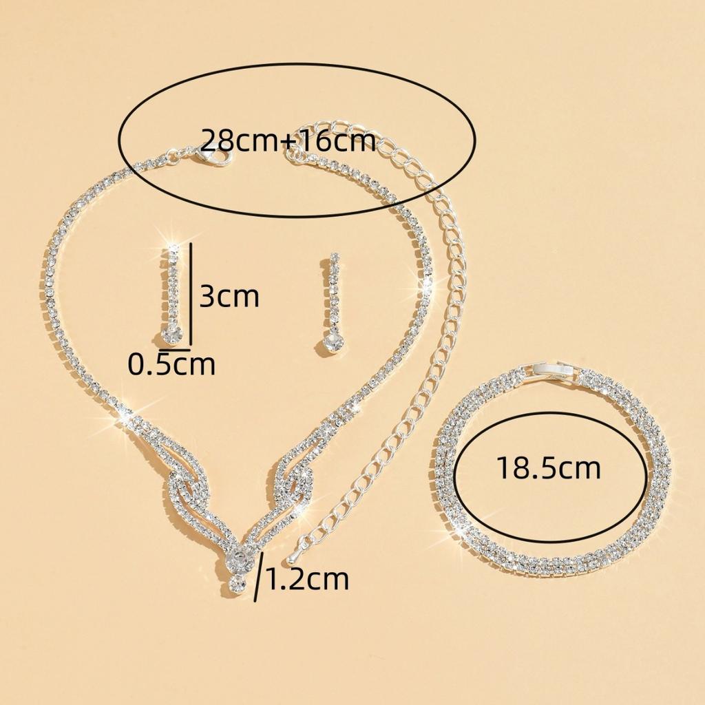 Accessoires de Festival Boucles d'Oreilles Complètes Diamantées Mariée Mariage Chaîne Bijoux de Dîner Accessoires de Club Collier Strass 3 Ensembles