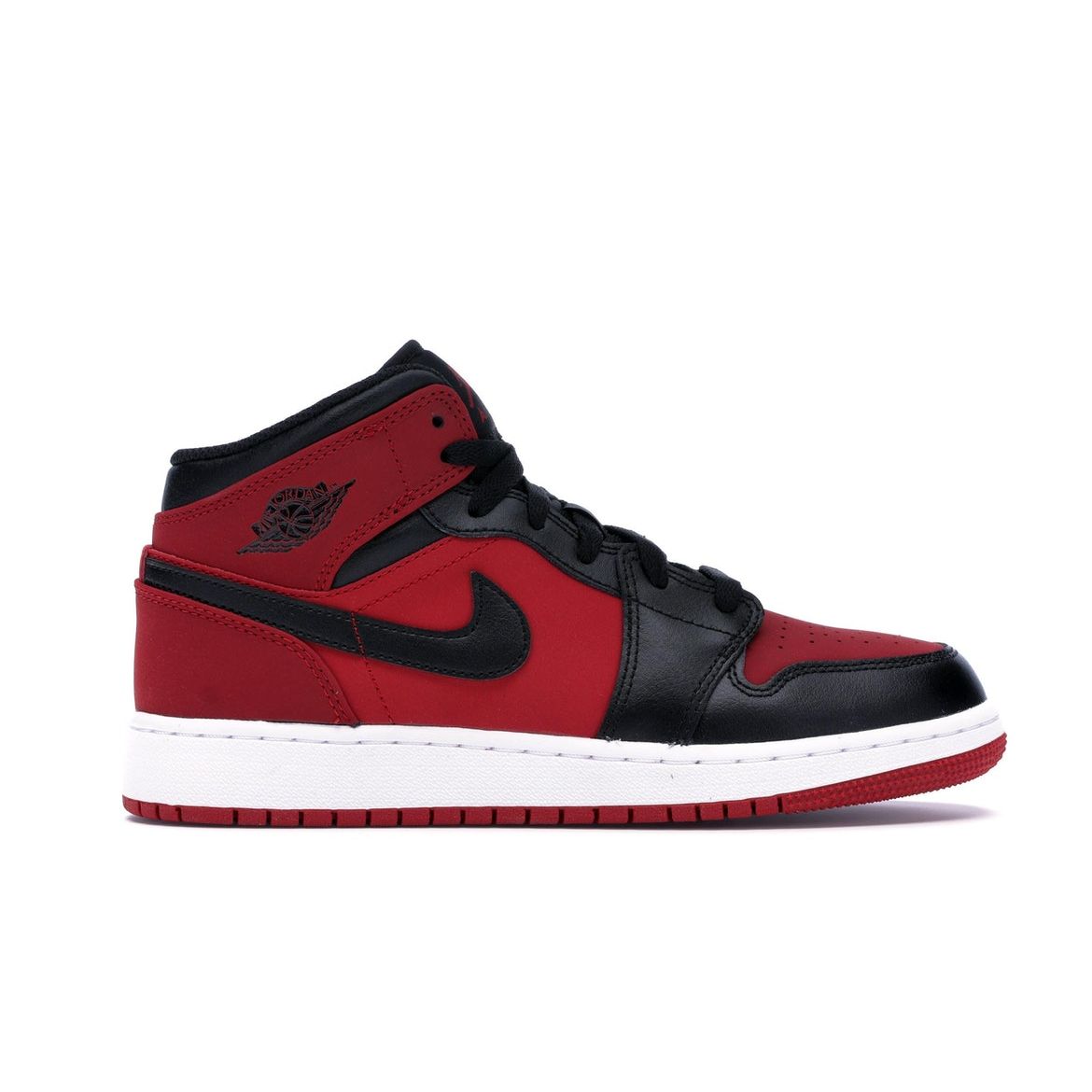 

Детские кроссовки Air Jordan 1 Retro Mid GS Gym Красные бело-черные 554725-610