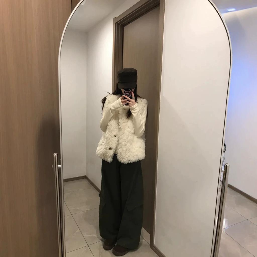 Oni Vest Imitation Lamb Wool Vest Women's Autumn and Winter Loose and Thin Atmosphere Plush Sleeveless Vest Jacket