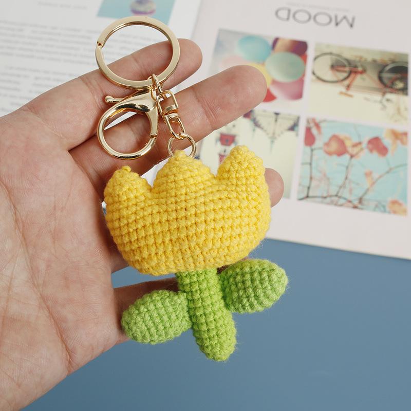 Crochet Tulip Keychain Handwoven Flower Key Ring Girl Backpack Pendant Creative Kintted Flower Gift
