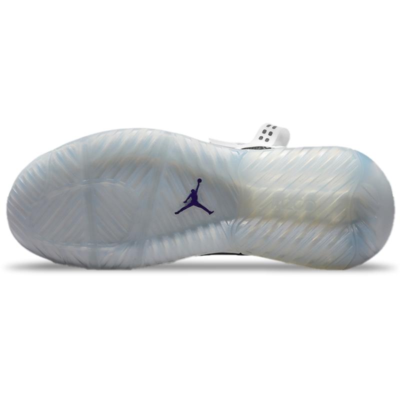 Jordan MA2 'Concord' Jordan CV8122-105