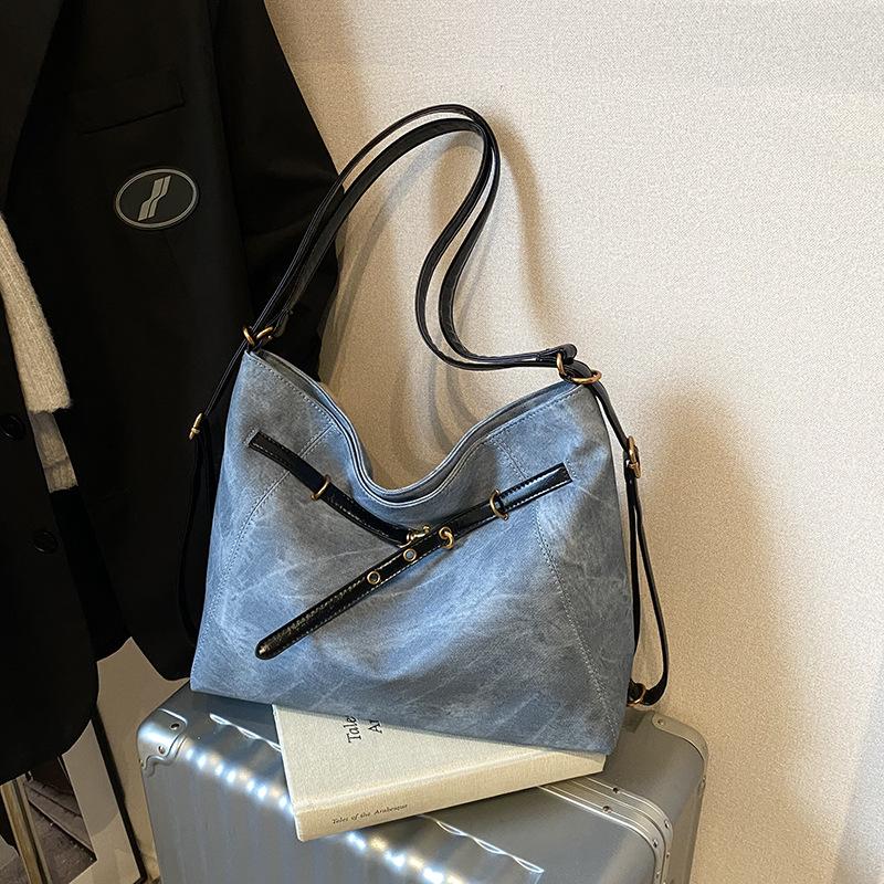 Autumn and Winter Retro Large-capacity Bag Women's New High-end Single Shoulder Crossbody Tote Bag Backpack