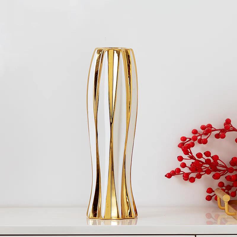 

Ваза Керамическая ваза Европейская классическая ваза Домашняя гостиница Цветочная композиция Модный орнамент Ваза D