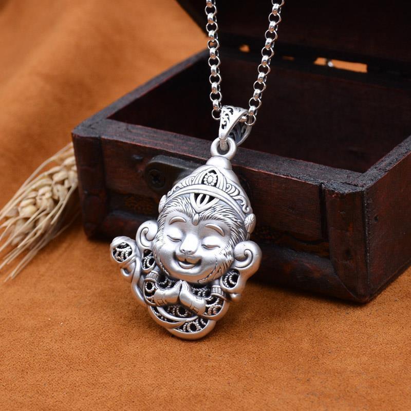 Vintage Monkey King Pendant Necklace Men Women Copper Alloy Retro Style U-Shaped Geometric Charm With Pearl Chain