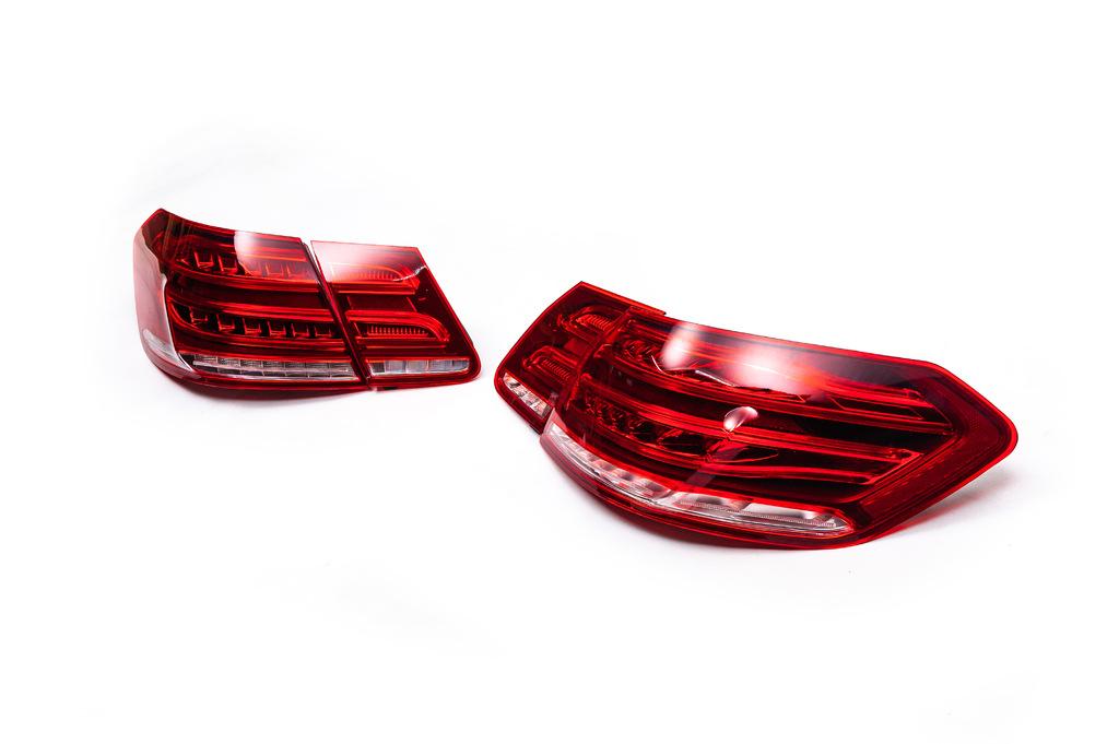 Luminile din spate (set, restyling) pentru Mercedes Clasa E W212 2009-2016