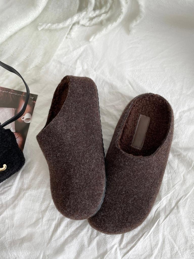 Small inner height increase thick-soled Birkenstocks high-end fluffy shoes lazy autumn and winter bag head half slippers single shoes