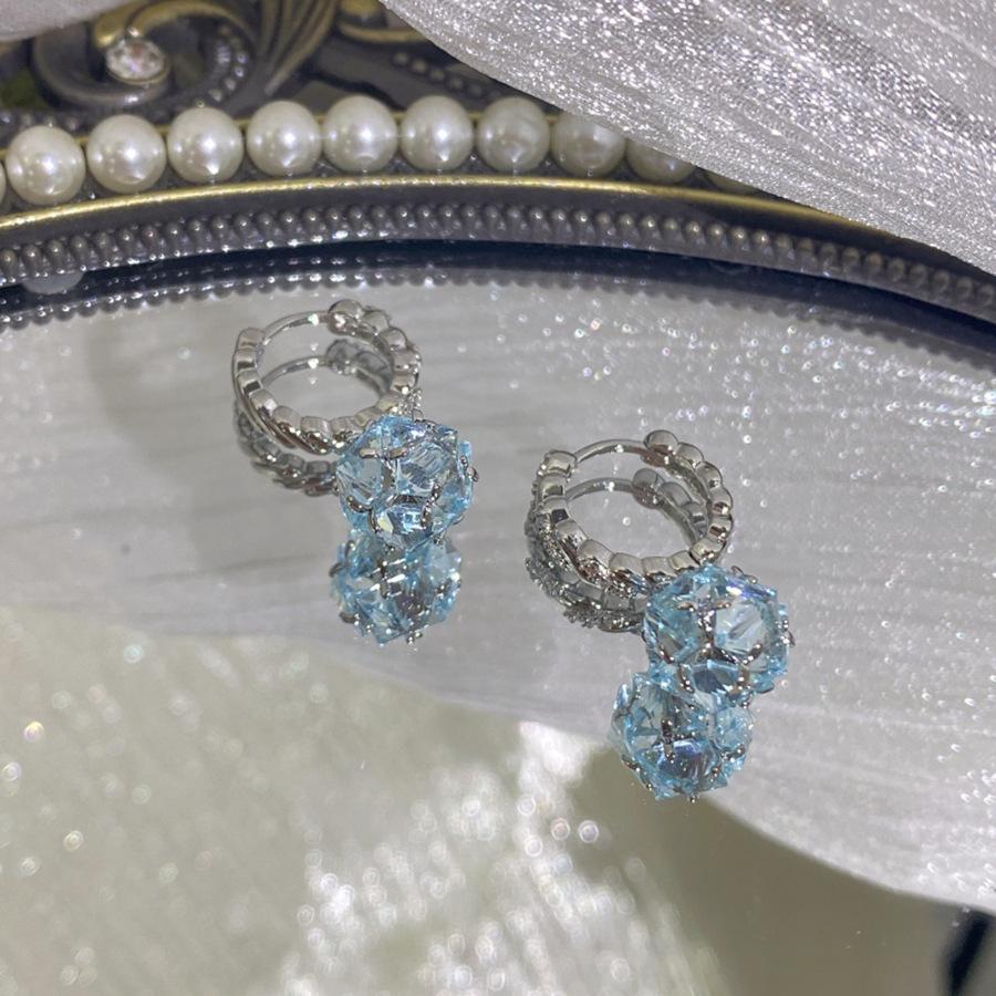 

Серьги-подвески с циркониевыми шариками, темпераментные, роскошные, с высоким чувством стиля, серьги-клипсы, нишевая мода, универсальные, простые серьги для женщин