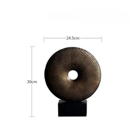 

Resin Crafts Openwork Ring Striped Gold Ring Golden Round Sculpture Hollow Out Decorative Figurines Home Decoration Accessories
