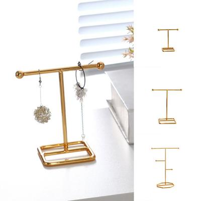 Creación de joyas – Estuches y exhibidores para joyería