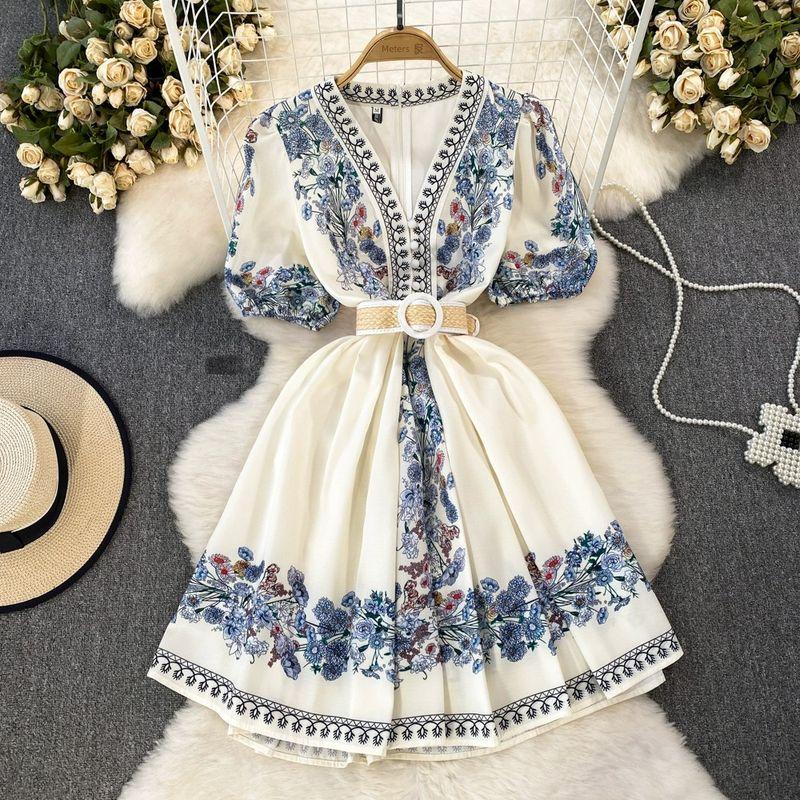 

Seaside Vacation Style Retro Female Summer V Neck Printed A- line Skirt Apricot 2XL