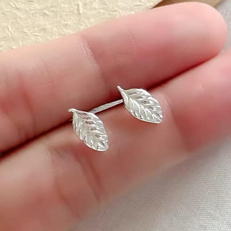 925 Sterling Silver Women's Ear Piercing Earrings - Versatile Cartilage Studs for Comfortable Sleeping