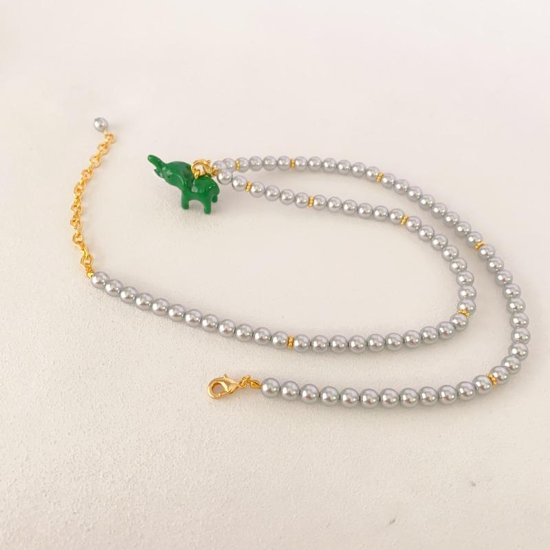 

Meier Fashionable green enamel drip oil elephant pendant with pearl chain necklace for women