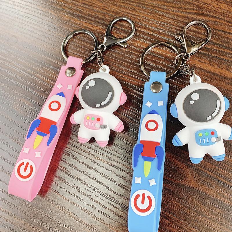 Creative Three-Dimensional Astronaut Keychain Cartoon Couple Astronaut Pendant Cute Car Backpack Small Gift Pendant
