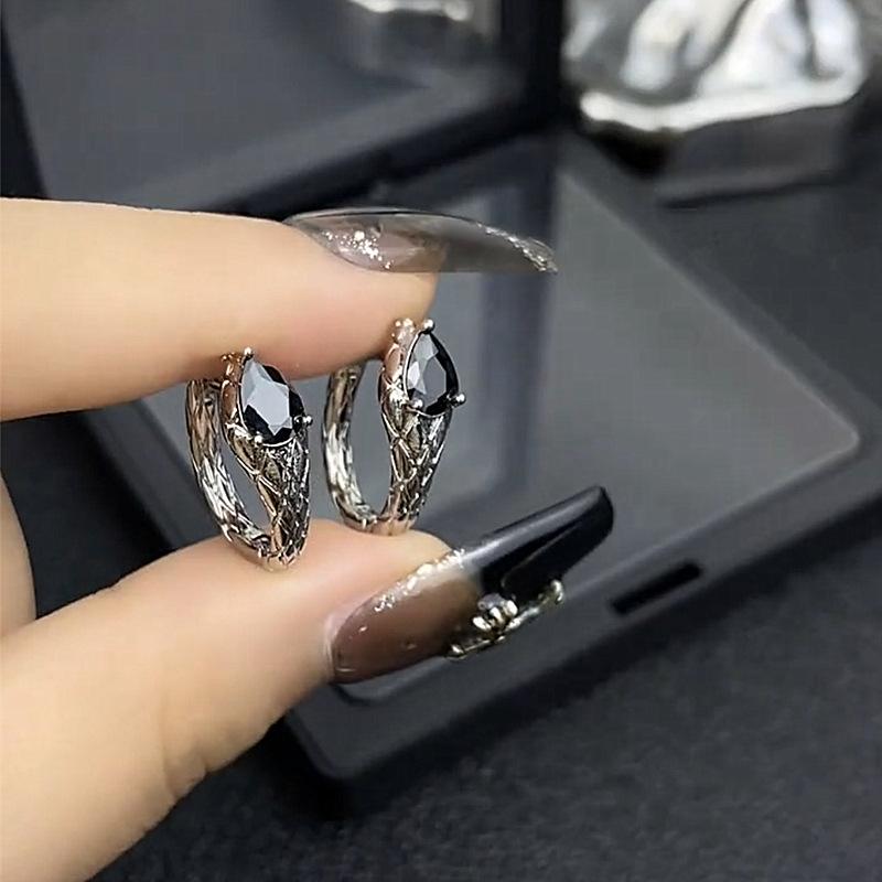 

Серьги-кольца Anenjery Zircon Geometric Snake Hoop, персонализированные, модные, хип-хоп, универсальные, простые, ретро, серьги, ювелирные изделия, подарки белый