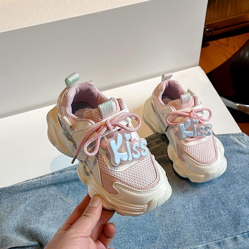 

Classmate girls sports shoes 2025 new summer mesh breathable children s dad shoes girls fashion big children soft sole 26