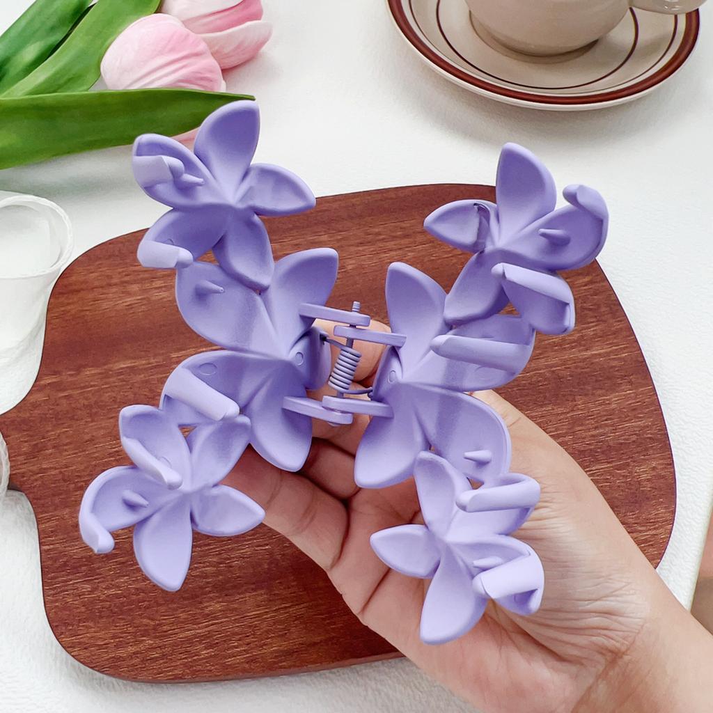Summer Style Candy-Colored Three-Flower Plastic Beautiful, Fashionable, Simple, Sweet And Cute Hair Clip For Women