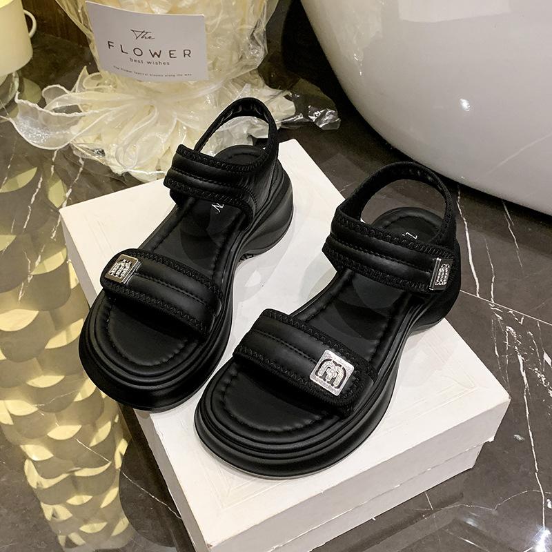 

Stepping on shit sandals women s 2025 new summer super fire Velcro thick heel small man shows high platform Roman shoes 40 чёрный