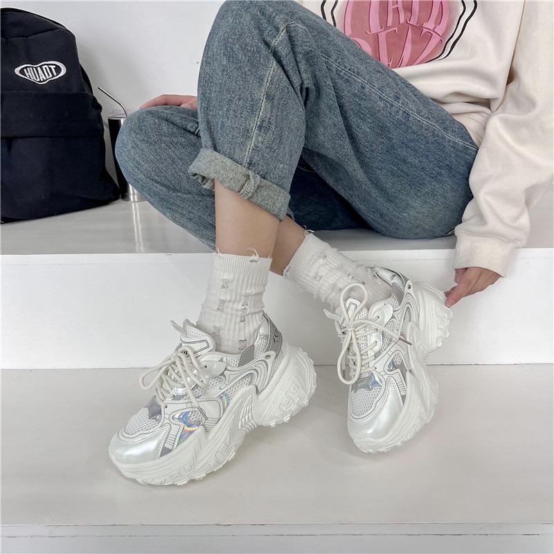 New Fashion High Quality Women Shoes Casual Breathable Women Shoes Thick-sole Ladies Running Sneakers Lace-up Casual Shoes