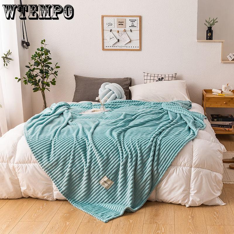 Skin-friendly Flannel Blanket Warm Napping Leisure Blanket Towel Blanket Single Double Summer Thin Blanket