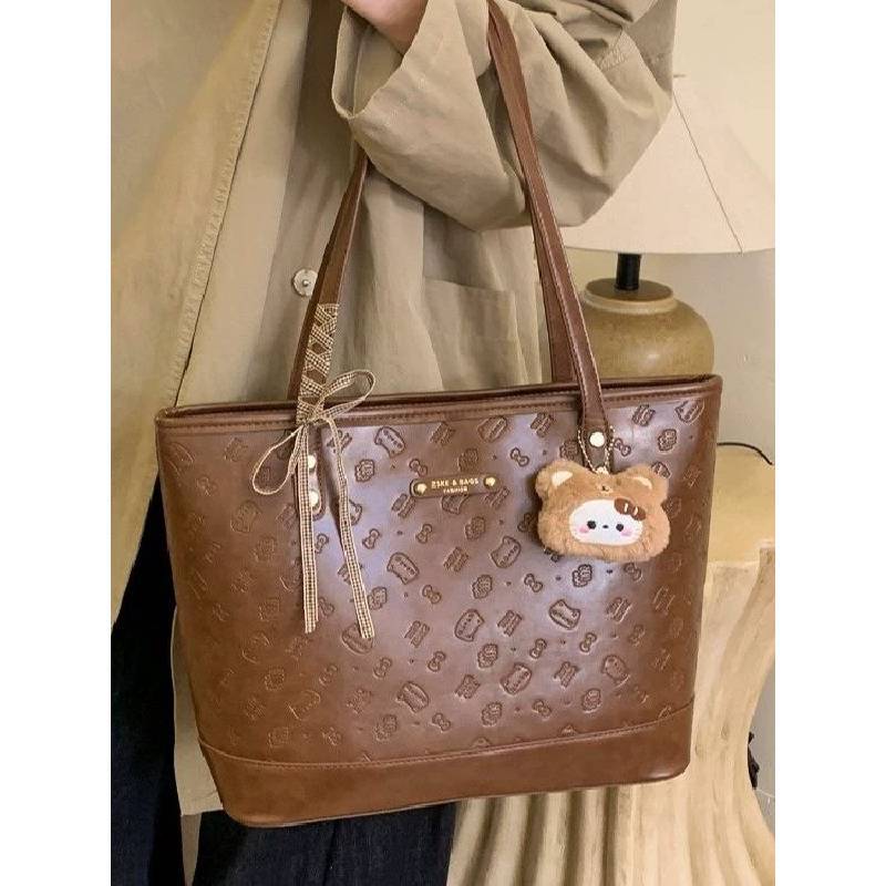 Retro Hello Kitty Cat Shoulder Bag For Women And Men With Pu Material And Spacious Storage