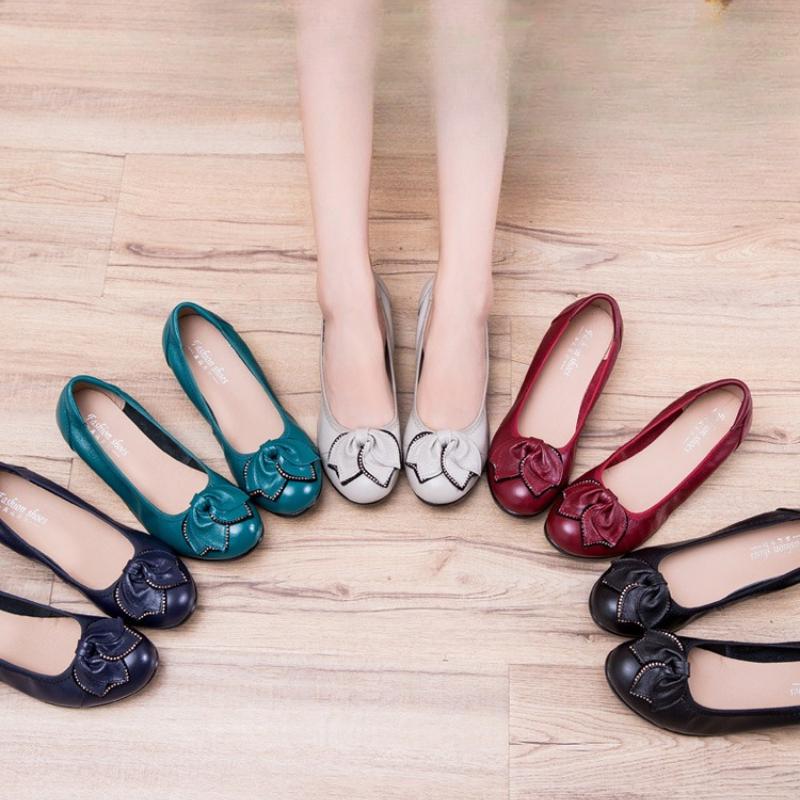 Mode Frühling Damen Flache Schuhe Weiches Echtes Leder Mutterschuhe Rutschfest Lässig Bequem Mittelalterliche Damen Übergröße