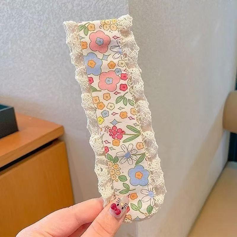 Sweet Floral Knit Headband with Magic Sticker and Bangs for Cute Summer Girls
