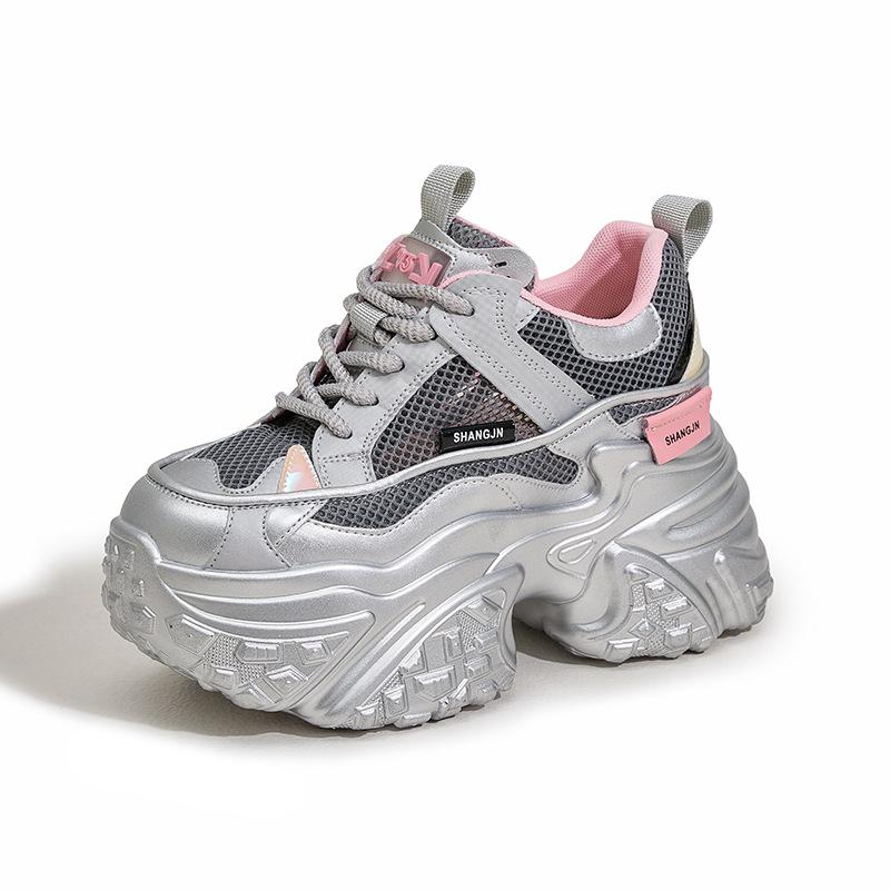 

Платформенные кроссовки папы женские 2025 лето новые полые сетчатые сандалии модные универсальные с небольшой внутренней высотой подъема женская обувь 39 серебряный