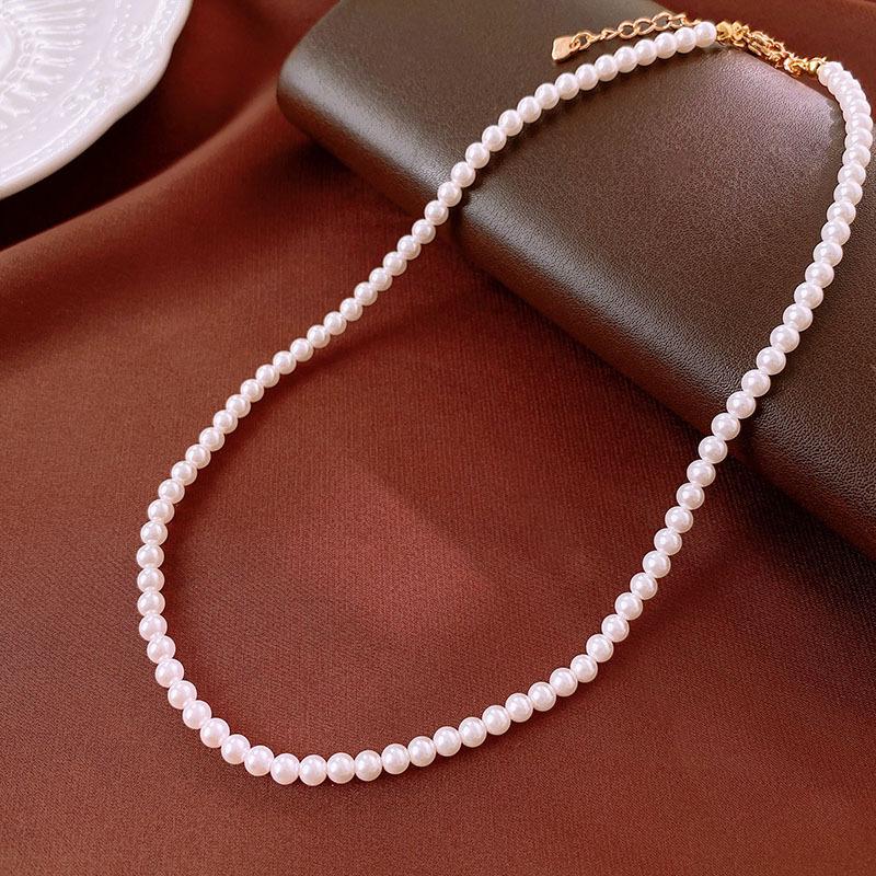 Collana a Clavicola con Nappa di Perle e Farfalla in Stile Coreano
