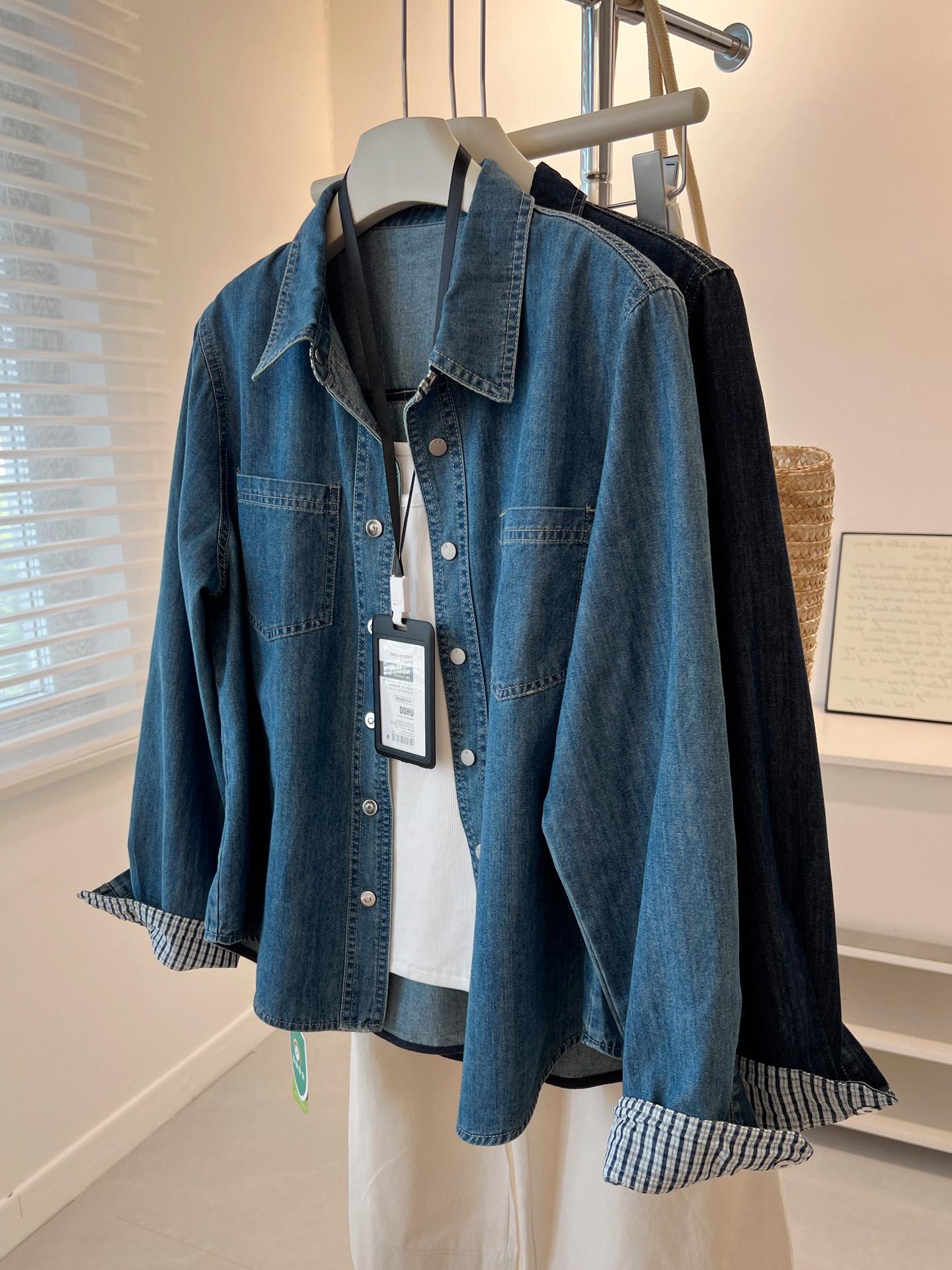 

Women s Blue Off-the-Shoulder Hong Kong Style Denim Shirt - Spring/Autumn, Loose Fit, Stylish, Casual, Perfect for Layering Small джинсовий синього кольору