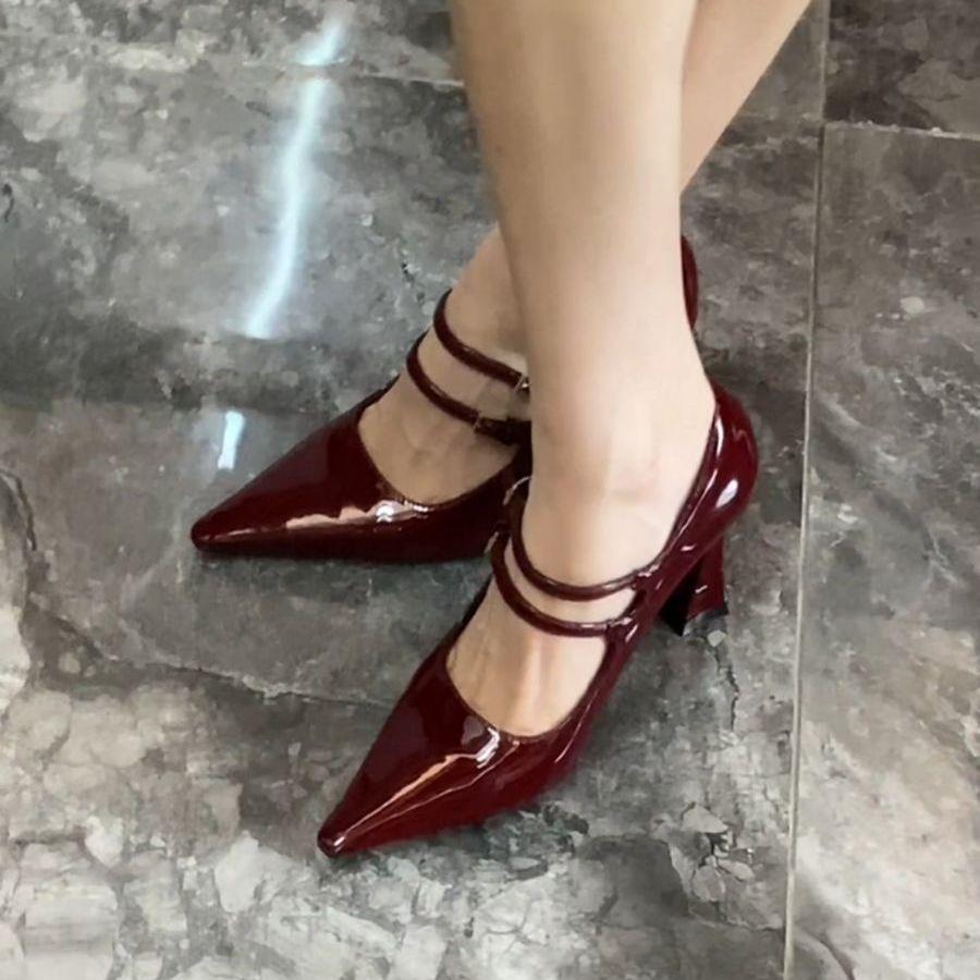 Black Fashion Versatile Horseshoe Heel Single Shoes Autumn 2025 New Thick Heel Pointed Two Word Belt Buckle High Heels