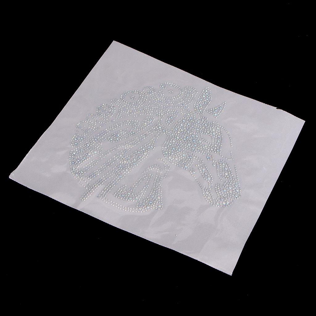 

Декор «Бабочка» с переводным мотивом из горного хрусталя — голова лошади