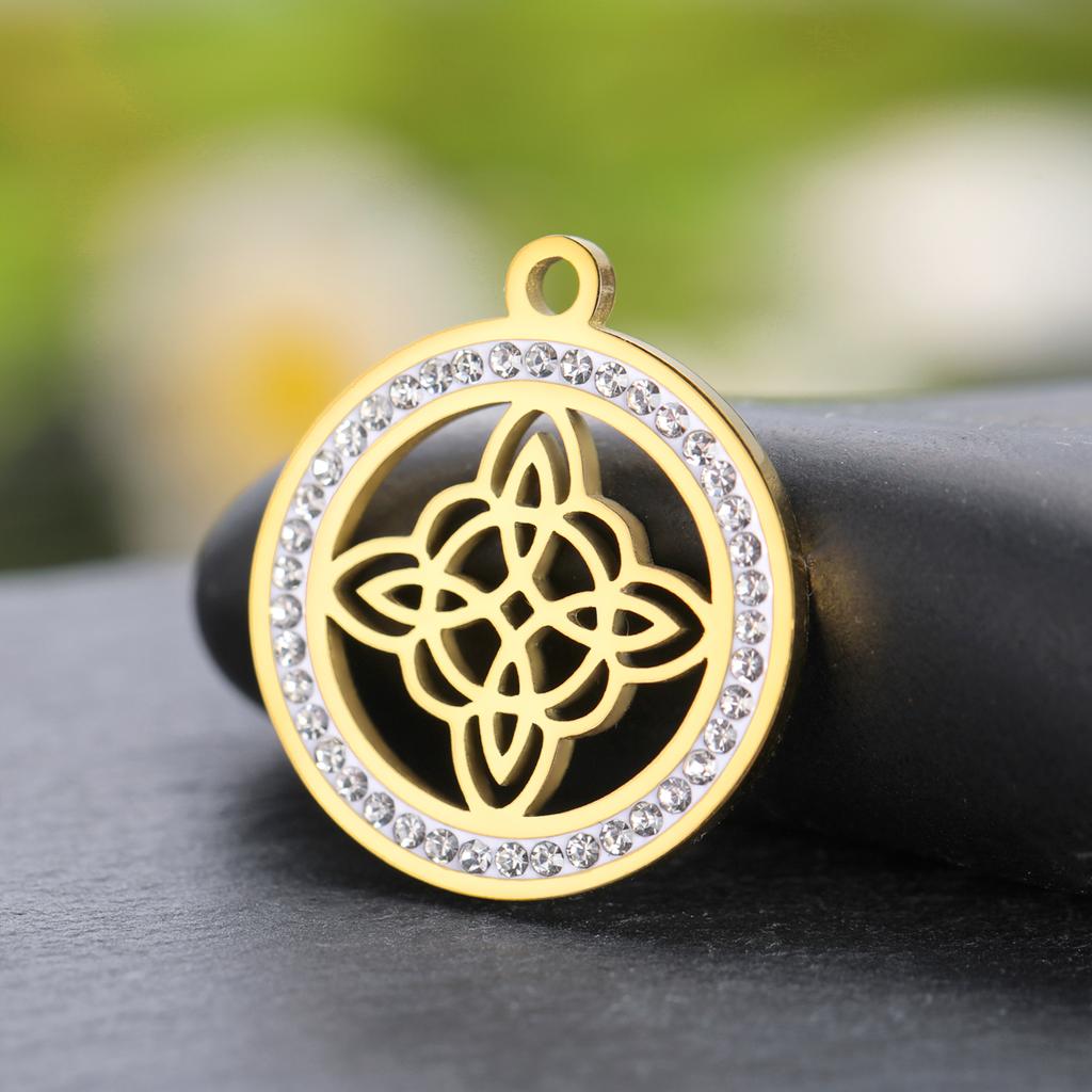 Teamer Irish Witch Knot Clear Zircon Round Pendant for Jewelry Making Necklace DIY Stainless Steel Celtics Knot Charm Wholesale