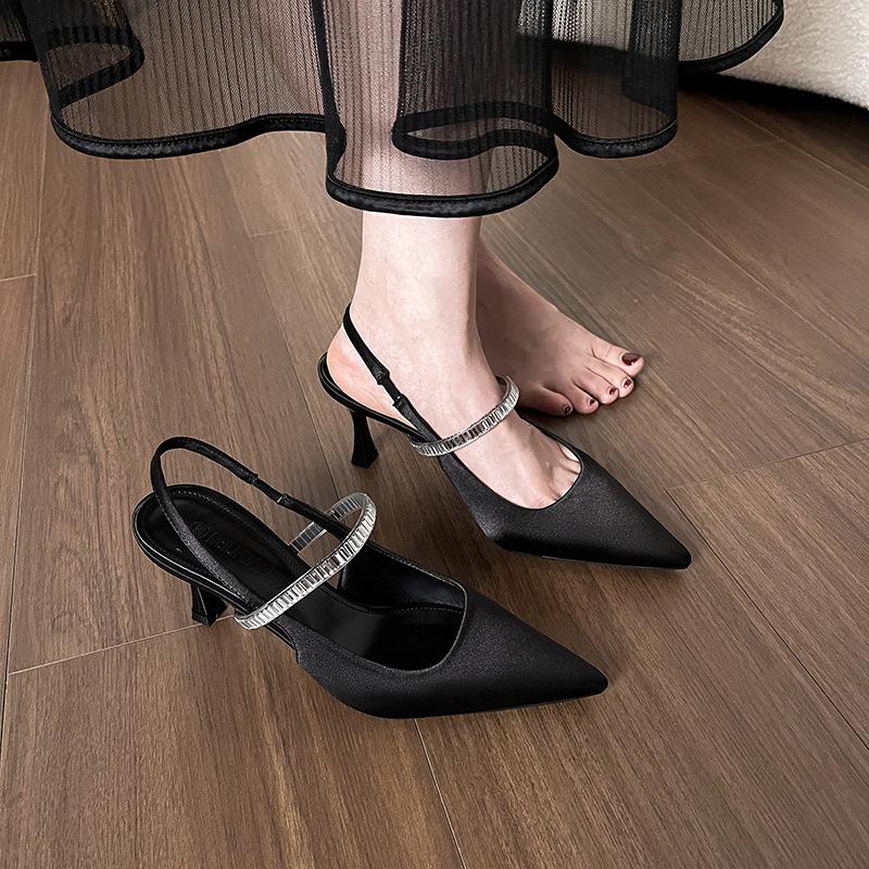French elegant women's shoes pointed toe thin heel 2025 new summer word with rhinestone temperament women's bag head sandals women