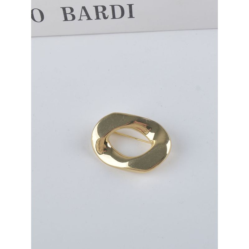 

Fashion Minimalist Metal Texture Square Hollow Brooch Ins Style Fashionable All-Matching Sweater Outwear Embellishment Accessories for Women Gold Small