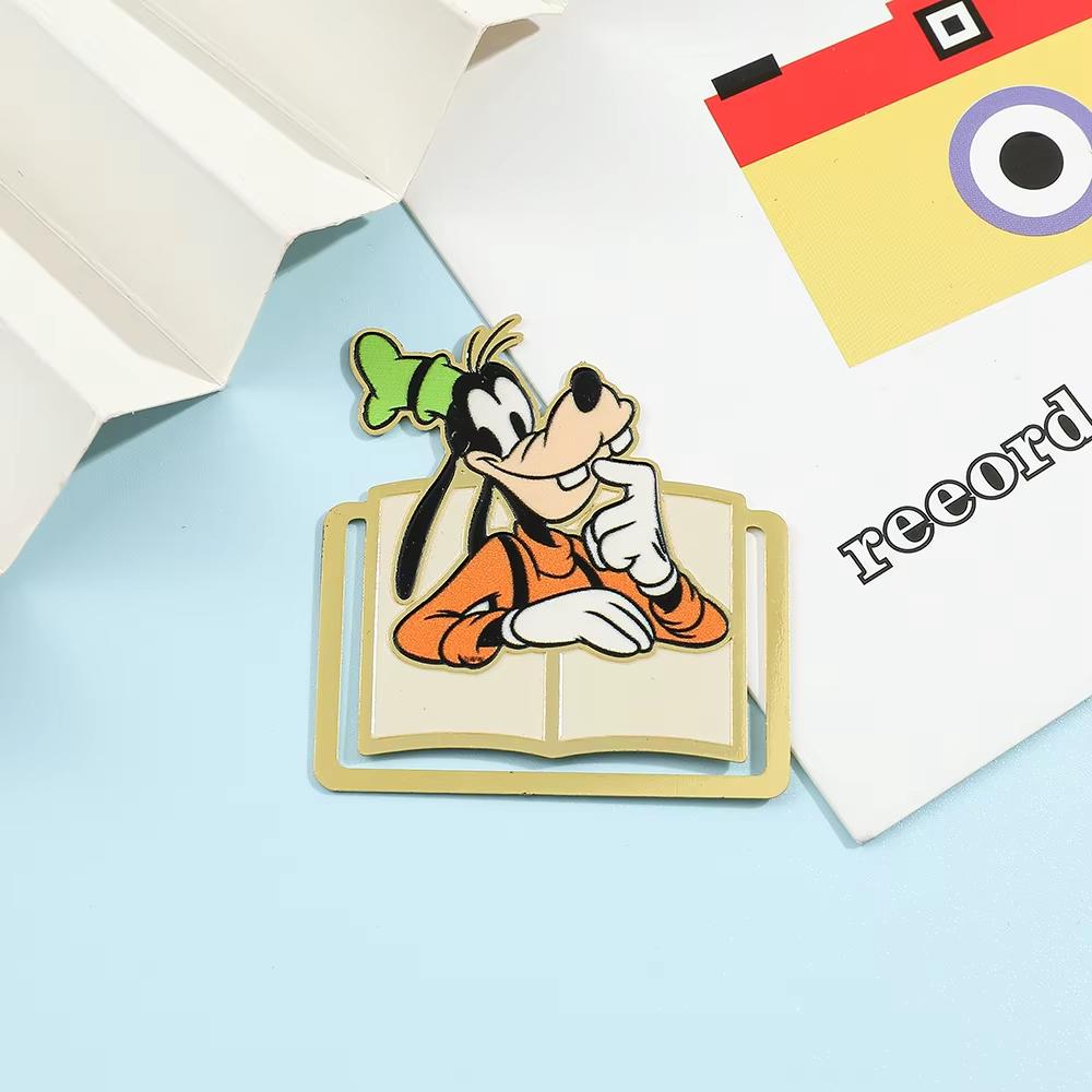 MINISO Cartoonfiguren Emaille Kreative Buchseite Büroklammern für Frauen Männer Jugendliche Fans Sammlung Cartoon Lesezeichen