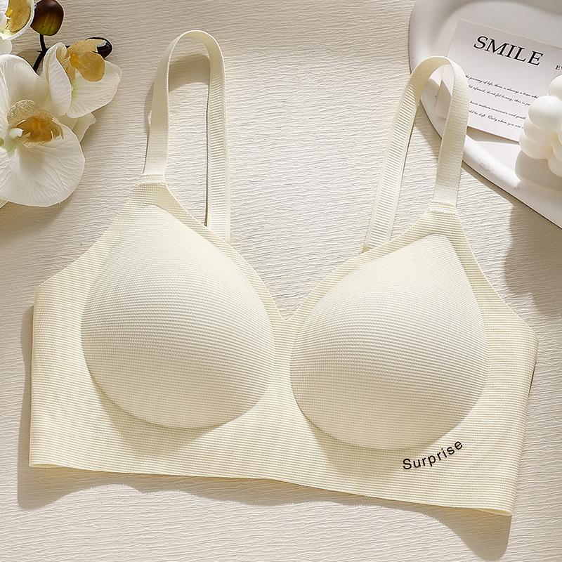 103 Medium-Thick Seamless Push-Up Bra for Women, Anti-Sagging, Wire-Free, with 2CM One-Piece Fixed Cup for Small Chest.