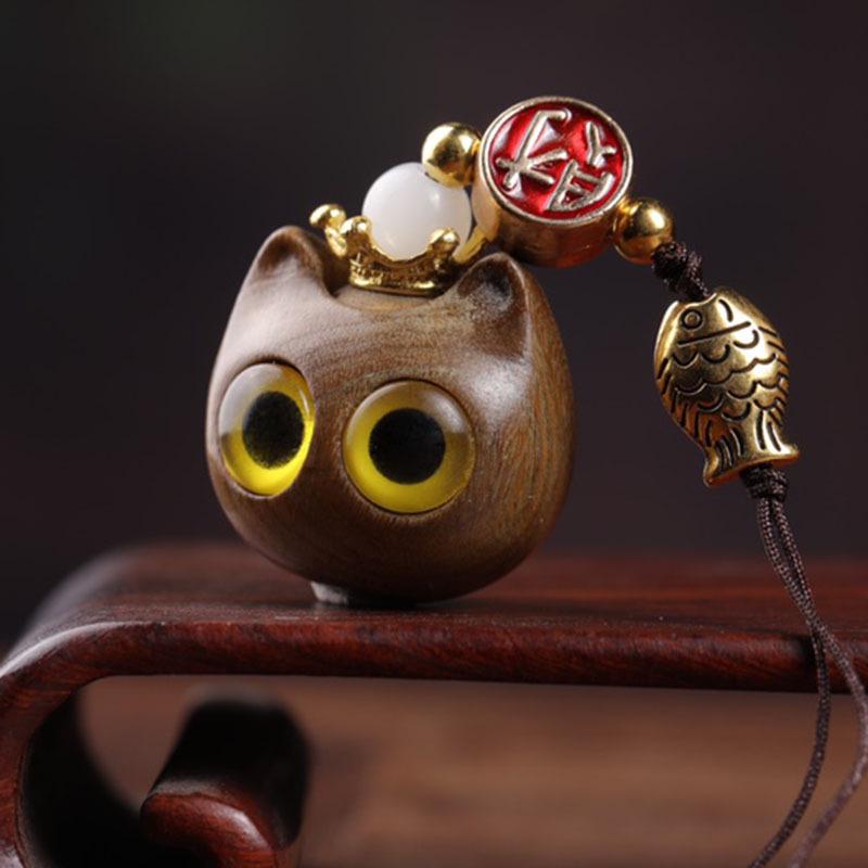 Green Sandalwood Cat Head Carved Incense Pendant & Keychain