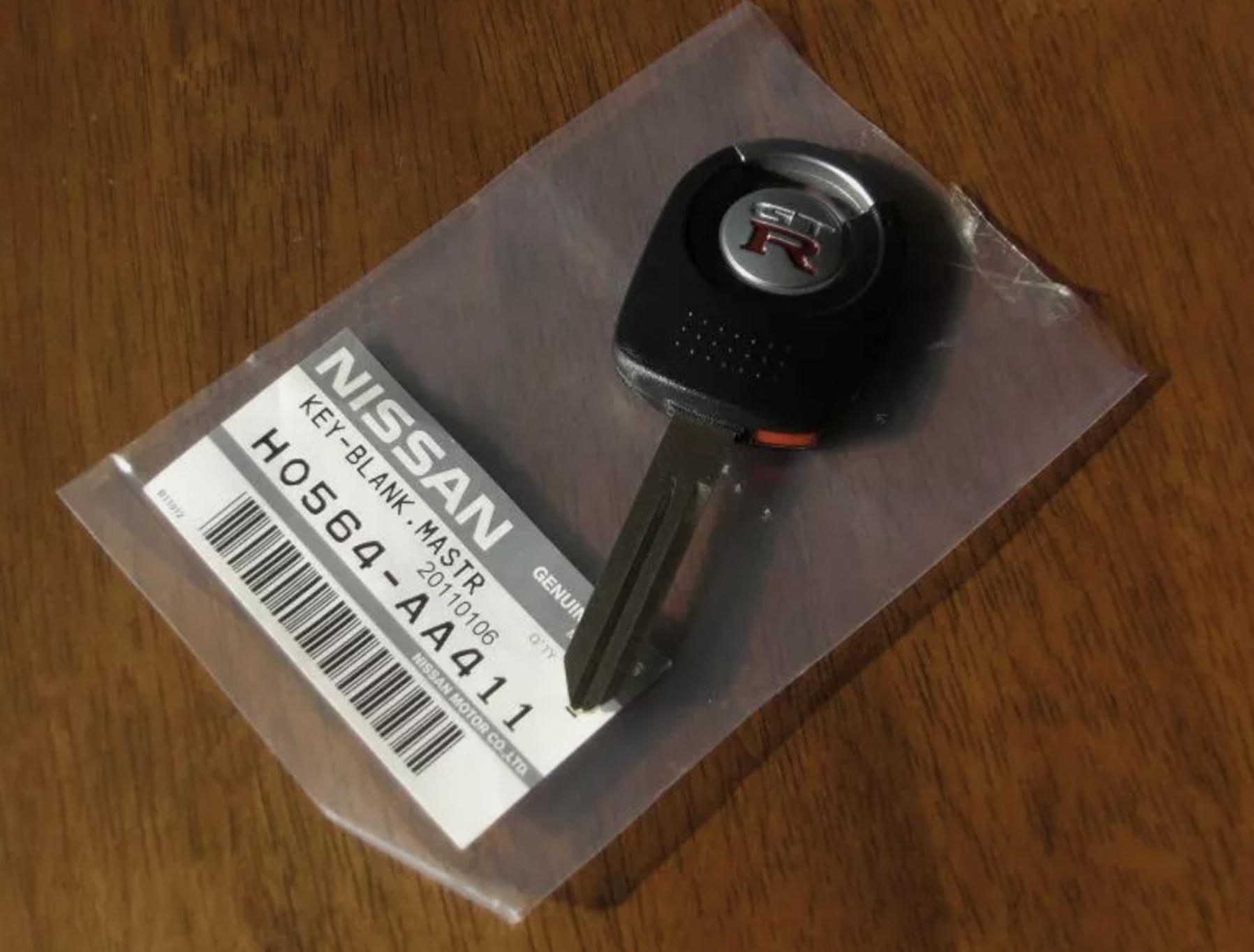 

NIssan Skyline R34 GT-R BNR34 SILVIA S15 200SX Blank Key ZENKI JDM OEM JAPAN