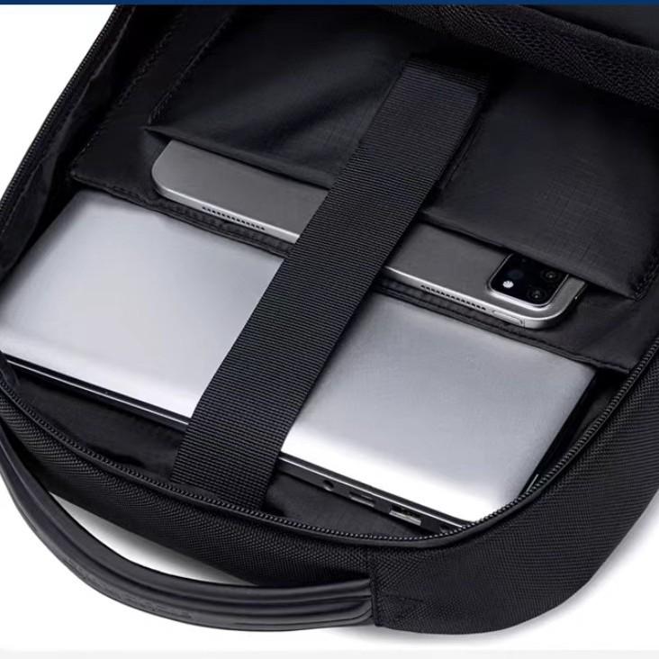 Men's Large Capacity Laptop & Commute Backpack 