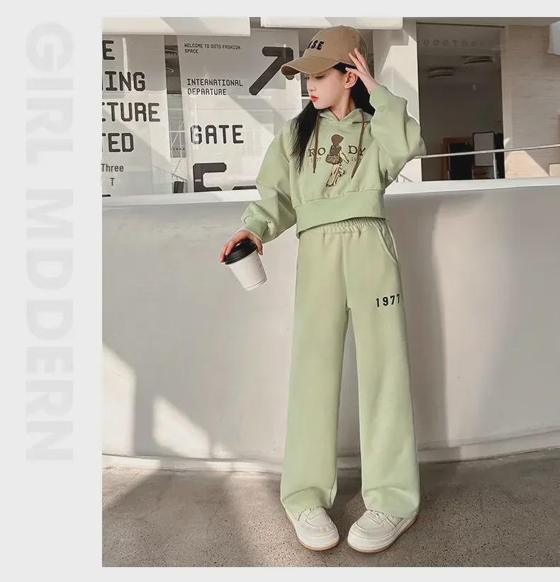 Girls' Spring/Autumn Letter Casual Hooded Sweatshirt & Trousers Set - Internet Celebrity Style Two-Piece Suit