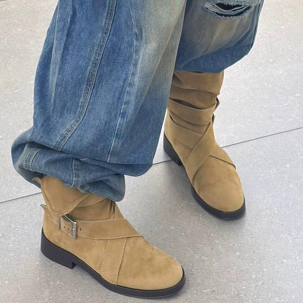 Sheepskin version~ Korean niche round head thick heel cross belt buckle Martin boots folded two wear cowboy boots women's short boots