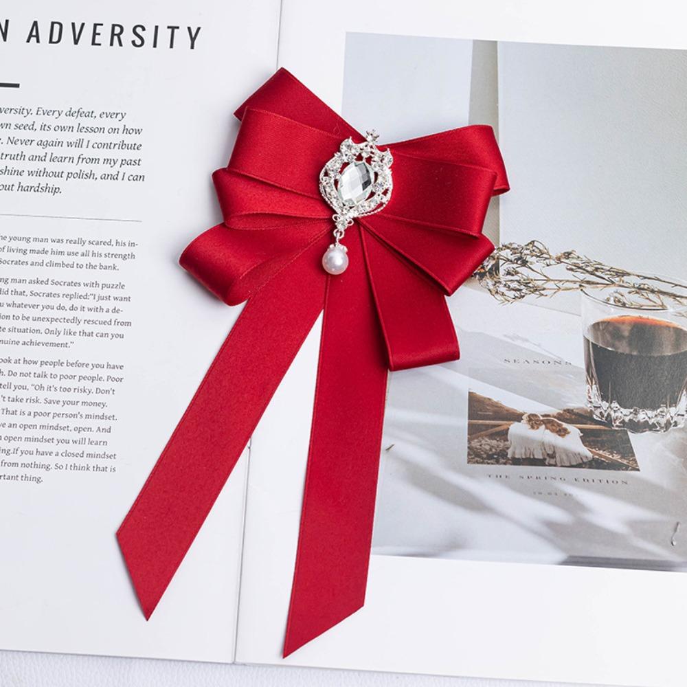 Elegant Alloy Bow Tie Pre-tied Rhinestone Bowknot Brooches Detachable Crystal Rhinestone Bowtie Jewelry Accessories