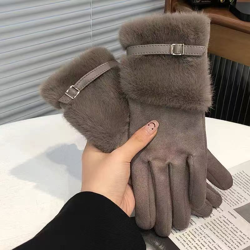 Winter Plush Warm Gloves for Women Thick Touch Screen Metal Buckle Decoration Touch Screen Gloves Windproof Commuting Accessory