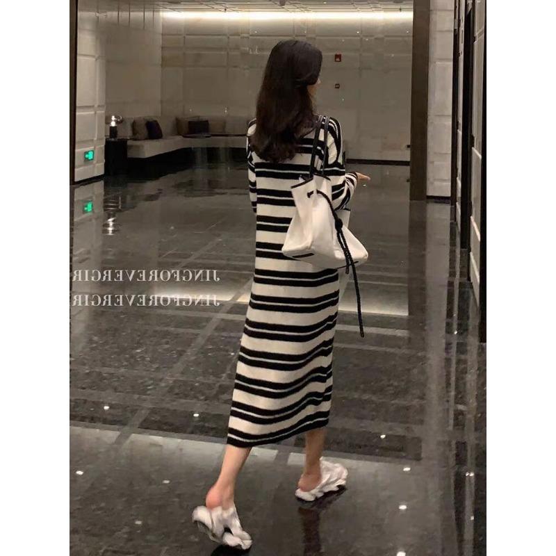 Gentle Soft Waxy Apricot Bottoming Sweater Skirt, Loose and Thickened Long-sleeved Knee-length Knitted Dress In Autumn and Winter