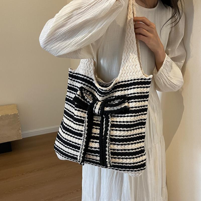 Nova Bolsa de Crochê Listrada com Laço Grande Capacidade Casual Bolsa de Ombro Tecida Multicolorida Bolsa de Tricô Feita à Mão