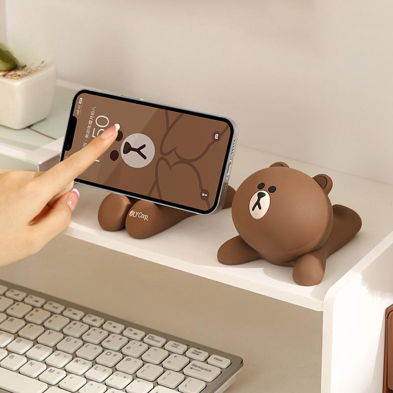 Cartoon Brown Bear Pvc Material Doll Desktop Tablet Phone Holder Kawaii Office Creative Desktop Decorative Ornaments