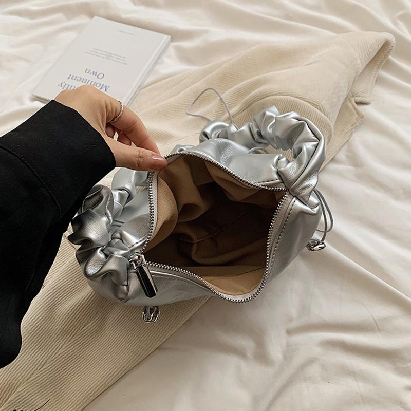 Geantă de subraț de nișă de înaltă calitate, geantă de umăr, geantă crossbody de mare capacitate pentru femei 2024 nouă, geantă tote pentru navetiști, geantă pentru femei