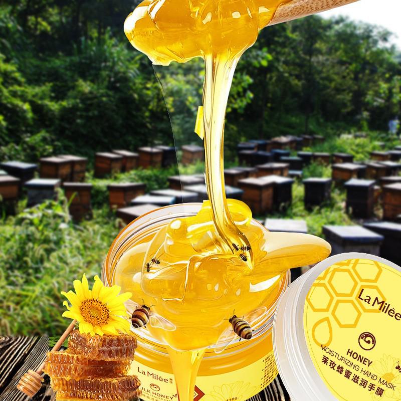 Honey Hand Wax Mask: 110g of Tender, Smooth Moisturizing Hand Care for Rough Skin & Calluses, Hydrating & Exfoliating for Soft, White Hands.