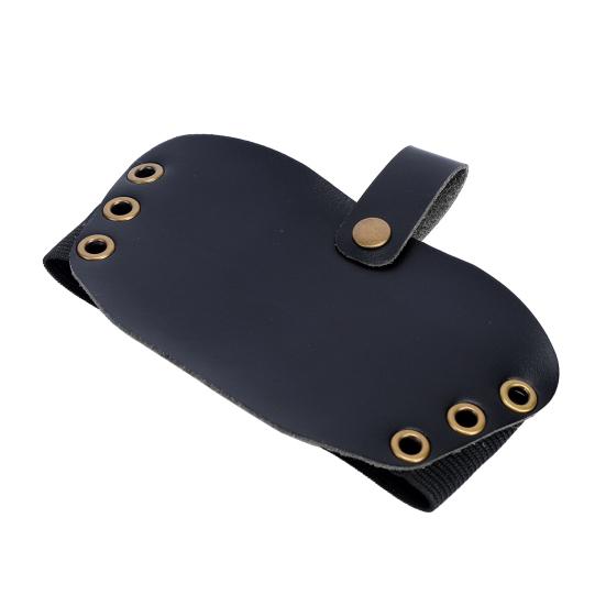 

Простая крышка колодки переключения передач, экономит место, компактна, легко чинится чёрный